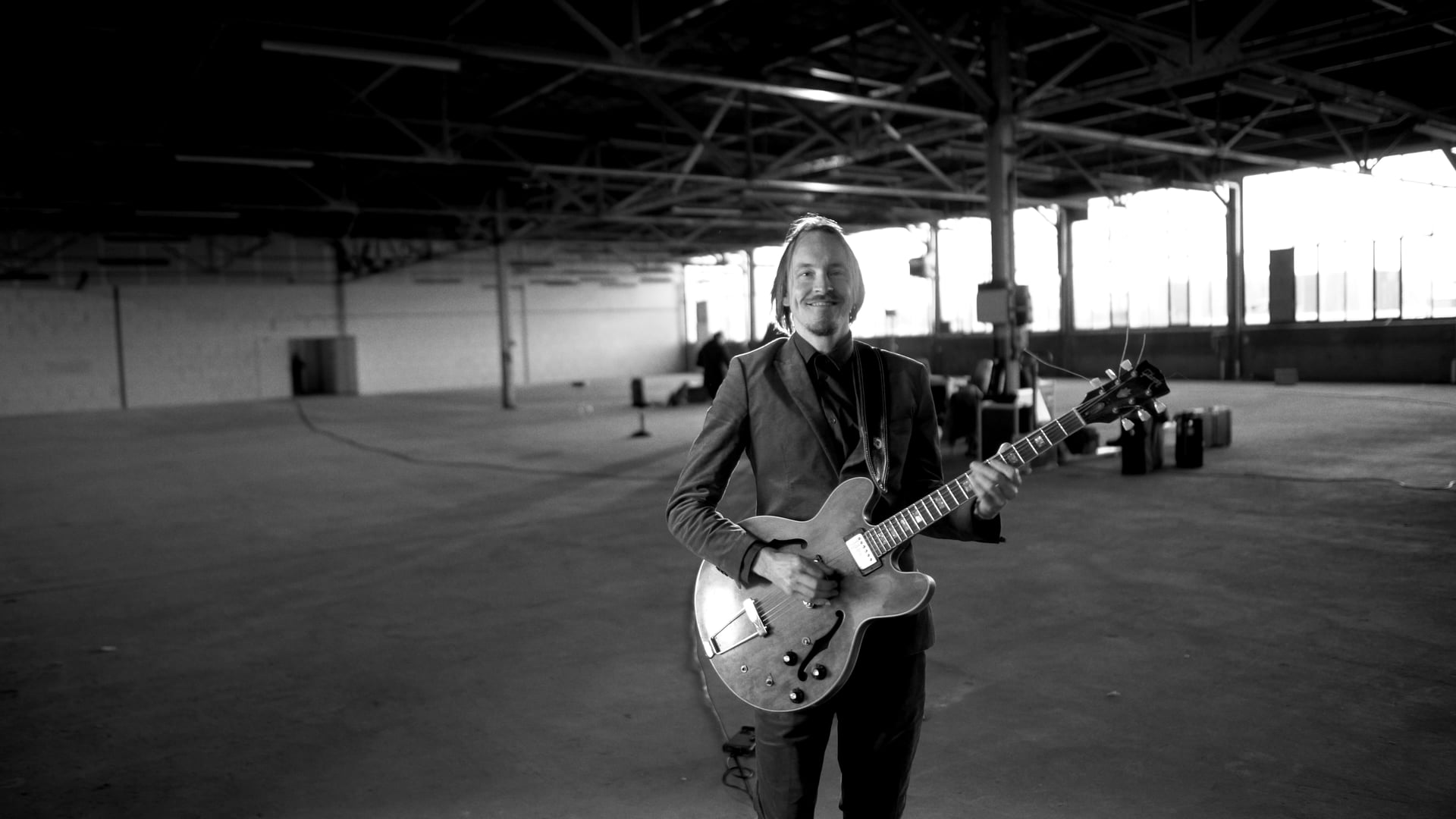 Tim Eijmaal met gitaar